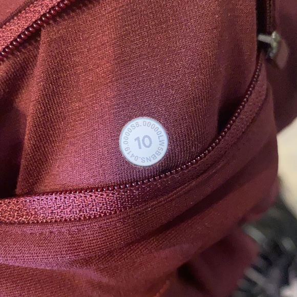 Lululemon Burgundy Tights - Picture 2 of 2